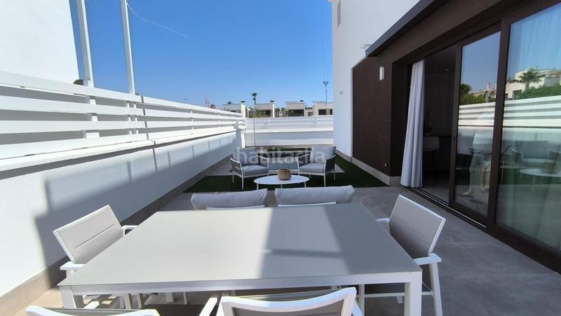 Foto faf34755-e3a1-4f93-8de1-bd50ce194353. Maison avec piscine dans La Marina Elche / Elx