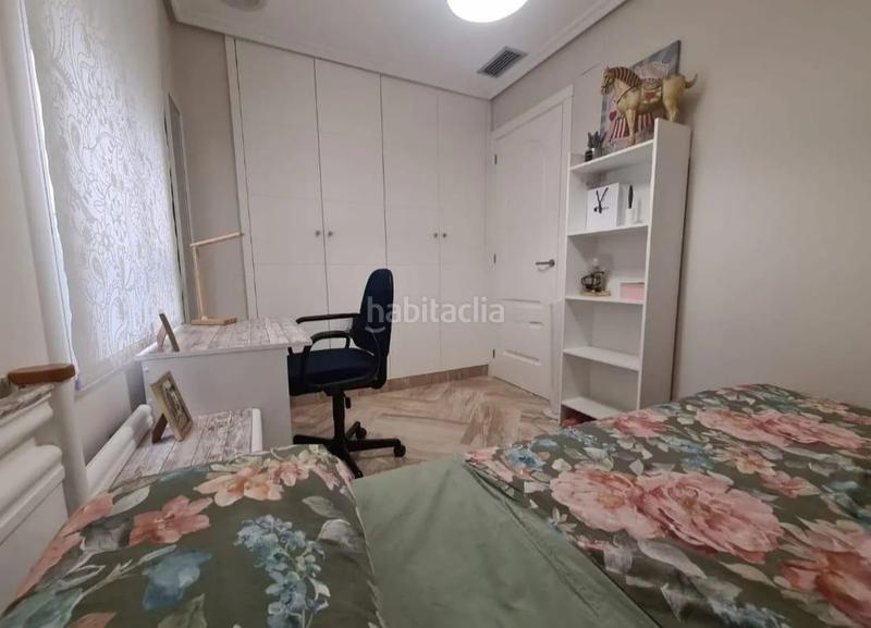 Foto 0180f078-8910-43bd-9174-7ce7fce695b5. Zweistöckige wohnung in Centro Elche / Elx