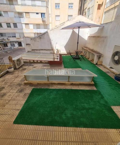 Foto 69579735-242a-4a18-b4c8-b856fc027291. Zweistöckige wohnung in Centro Elche / Elx