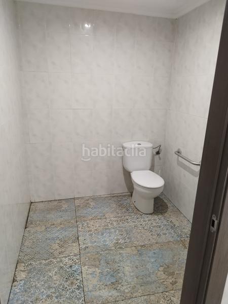 Foto 2b4af5e7-7dea-4469-bbaa-efd69bd32974. Locale commerciale con riscaldamento in Requena
