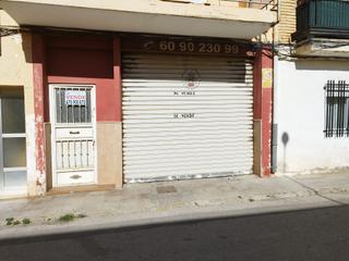 Local Comercial a Calle batanejo 18. Bajo comercial en calle batanejo, requena