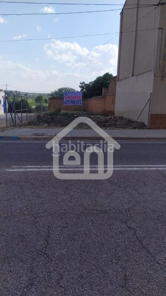 Foto ce3404f2-4afb-44af-bc0a-96203929a7e7. Terreny residencial a Requena