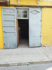 Local Comercial a Calle carmen 13. Bajo comercial en calle el carmen 13 en requena