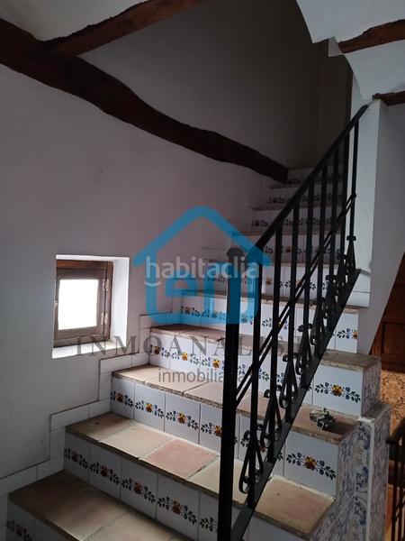 Foto a61d95fc-cc20-4c05-bbd5-33d7e474d9b5. Masia a calle poblete 34 a Requena