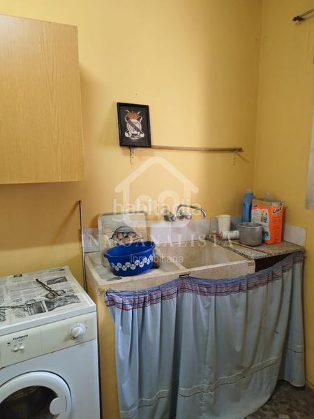 Foto d63b186a-4386-4fb6-b34d-7771cba10483. Casa con camino in Camporrobles