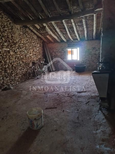 Foto f2ef0062-6f02-4a57-9afa-47266861d026. Casa con camino in Camporrobles
