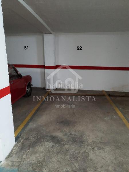 Foto 4de6daa8-e6c5-4ad1-ac45-fe63860e681c. Aparcament cotxe a Requena