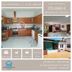 Casa  Calle j arenas pedr. 2 casas en calle j. arenas pedrones, los pedrones