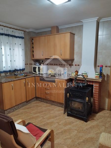 Foto 1ad0d3eb-ed45-4b02-b7f7-a39ca2cef889. Casa  en calle caracuesta, campo arcís en Requena