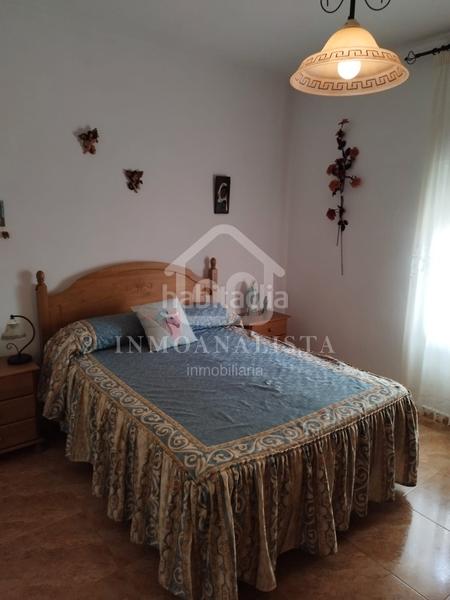 Foto 2448d120-421d-4522-b632-53461c7577ab. Casa  en calle caracuesta, campo arcís en Requena