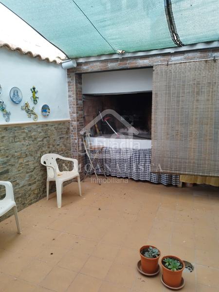 Foto 592e2480-4961-4e5a-a273-ae73137b6b11. Casa  en calle caracuesta, campo arcís en Requena