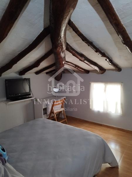 Foto 5ede34c7-7115-4dbe-9948-128f16d16d0a. Casa  en calle caracuesta, campo arcís en Requena