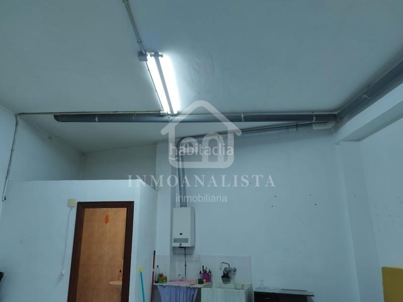 Foto 20e66ad7-9449-4d70-accf-811dd937ea8c. Lloguer local comercial a Requena