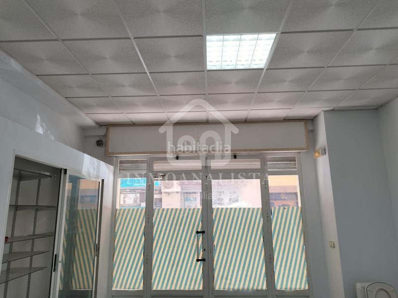 Foto 889c408c-551c-4512-8d18-f825390d3ec0. Lloguer local comercial a Requena