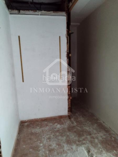 Foto 126e0974-de21-4470-9468-58f73028efba. Lloguer local comercial a Requena