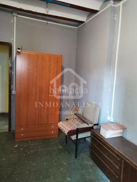 Foto caa750ee-1ba7-407a-9f16-63c8829cef10. Piso  + buhardilla en calle colón, en Requena
