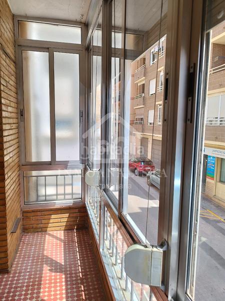 Foto d7aa1b32-2bc7-4b62-b0fe-c0084d864979. Piso  en venta en calle colón, en Requena
