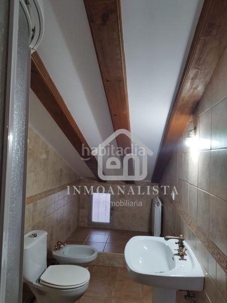 Foto 48853eb8-32b7-470f-b0a4-e43a67b3e86b. Affitto edificio in Cortes de Pallás