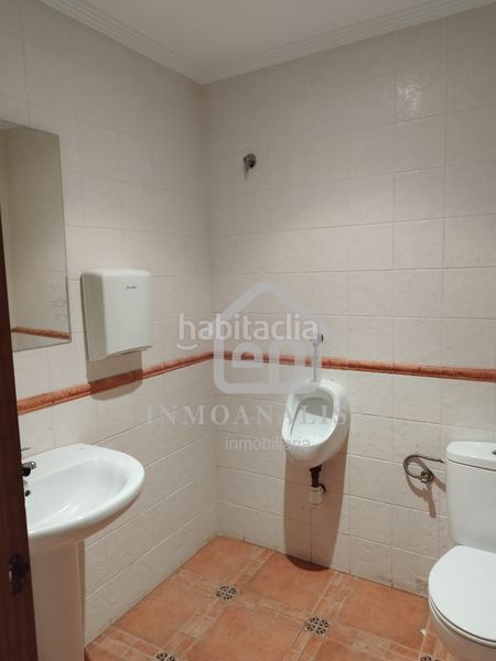 Foto 69733b1c-2304-42ae-ac42-088d691d1490. Affitto edificio in Cortes de Pallás