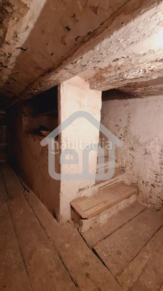 Foto 5d32a809-b0ca-4d01-a389-55339bf93f07. Casa amb xemeneia a Cañada de Benatanduz