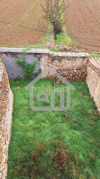 Foto c94ad0c8-f016-4eea-a2fa-92ff3534f86d. Casa amb xemeneia a Cañada de Benatanduz
