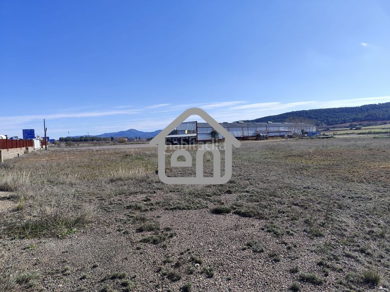 Foto 74fd417a-82dc-417c-9369-7e09e61db8cc. Nau industrial a Requena