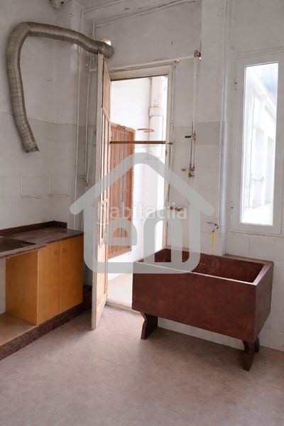 Foto a4d51629-7862-4c4b-8f76-a386cb0de4ca. Pis a Requena