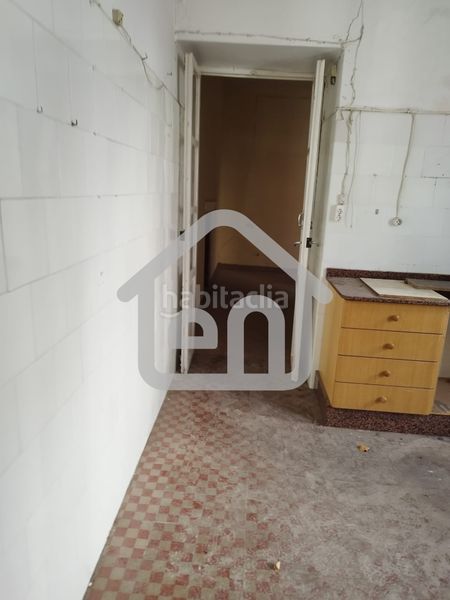 Foto e4d488d7-a6e5-4661-9d3e-f9e6c3cee0ad. Pis a Requena