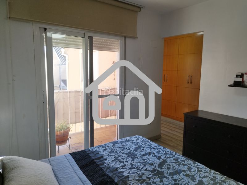 Foto e11bbb40-05ff-4401-8280-c4dc2c464b5b. Casa adossada amb aparcament a Requena