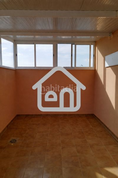 Foto ae6699e6-8bbd-4e16-954b-b84292d0f314. Casa adossada amb calefacció aparcament a Requena