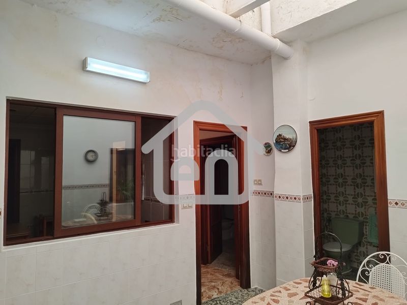 Foto 92ee2547-888f-46f3-ba93-727be0877b39. Casa amb calefacció a Requena