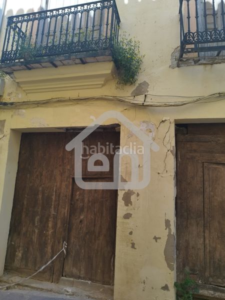 Foto fb51b1ef-9d21-4f10-92a5-82a3a5c3f3f4. Casa in Requena
