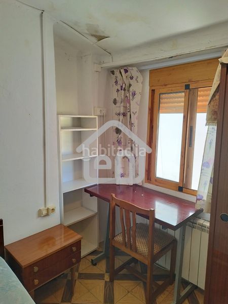 Foto de9f5017-f213-40dd-9dc4-dbe2f046dcd2. Casa adossada amb xemeneia calefacció a Requena