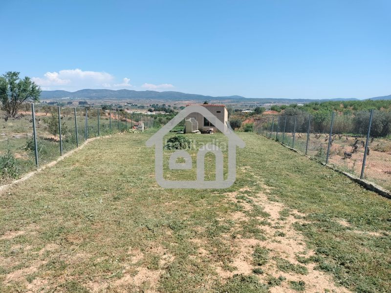 Foto 3be9234d-7804-421b-9644-a9b5ec0c9b70. Finca rústica a calle escuelas derr 6 a Requena