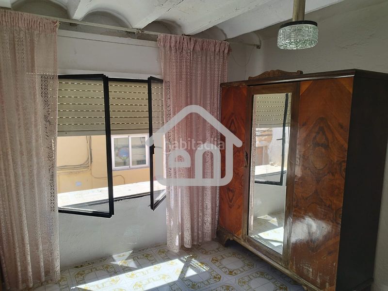 Foto 0add6272-1362-4cfd-ba0f-7fe1653aa67c. Casa amb calefacció aparcament a Requena