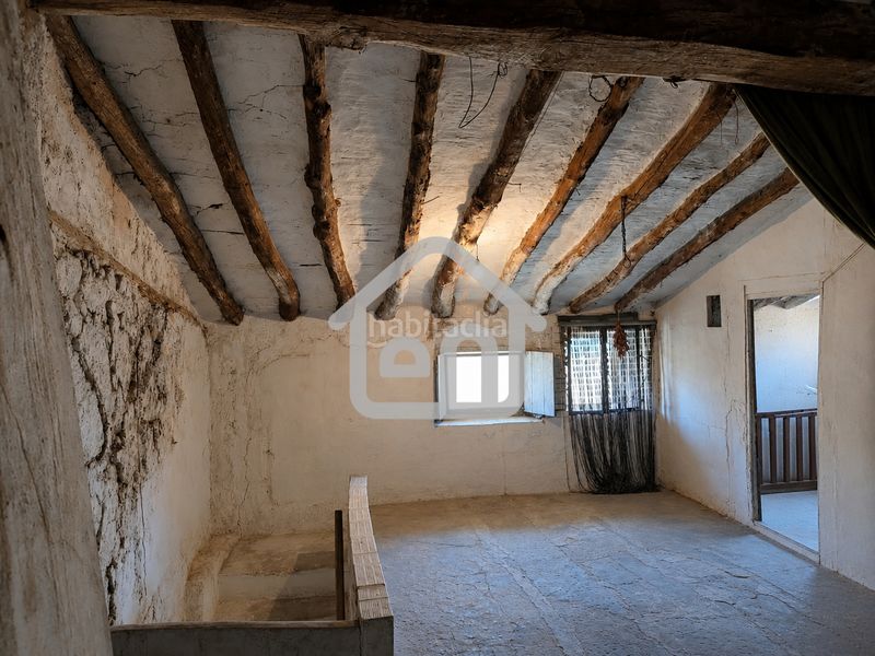 Foto 13d26e2a-68cc-49fb-88f4-a08017c2831e. Casa amb calefacció aparcament a Requena