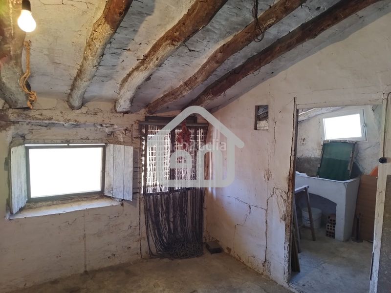 Foto 51b6379c-d710-405c-87da-6bfb9b7a0f93. Casa amb calefacció aparcament a Requena