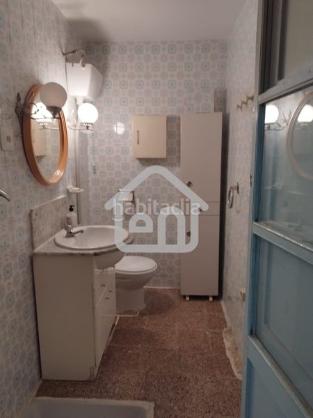 Foto 9ab20385-5d09-4a35-ac68-97eee5104db1. Casa amb calefacció aparcament a Requena