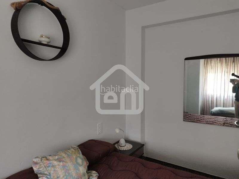 Foto b66af860-dffa-4858-a07b-d6f3632914d6. Edifici a Requena