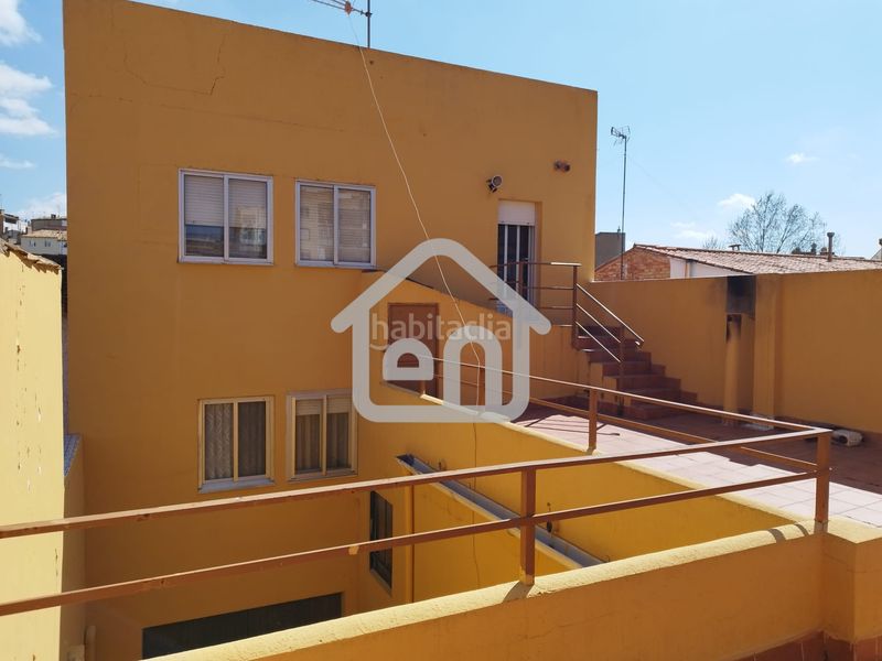 Foto d650b966-5386-4997-829e-f1ca7b6162bd. Edifici a Requena