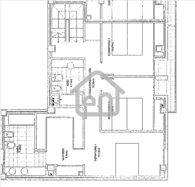 Foto c1c1efa5-d170-4df3-838c-3750e8be6ffd. Casa adossada amb aparcament a Requena