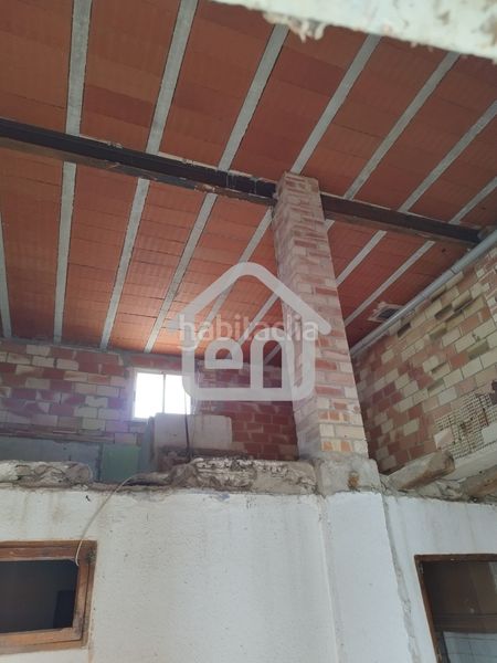 Foto f7be5662-b949-4100-b04e-baabaa2ad063. Casa a Requena