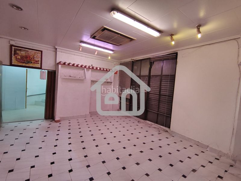 Foto 5a777063-b721-4358-aff5-7c7098179077. Edifici a Requena