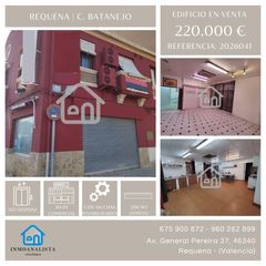 Edificio  Calle batanejo. Edificio con gran potencial de inversión en requena
