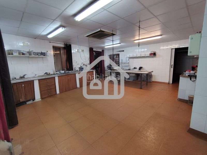 Foto dd0a210c-2e01-4401-be58-8a5bb59b1d4e. Edifici a Requena