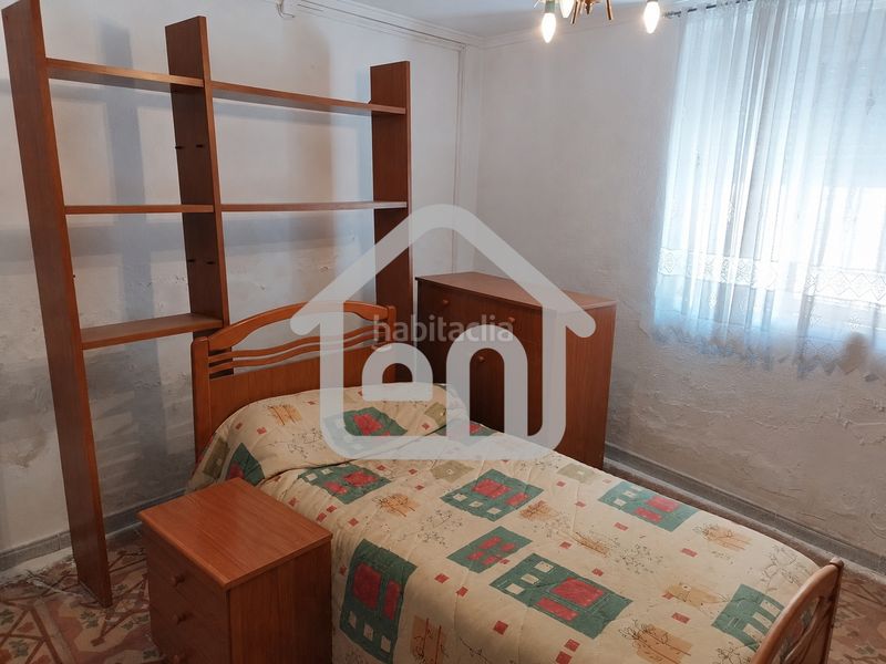 Foto 43ea549e-c408-4e7d-83a2-050ff2569347. Casa amb calefacció aparcament a Requena