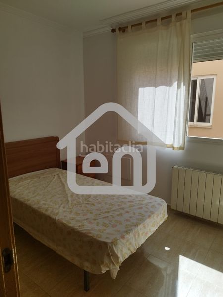 Foto bf0fac35-72a2-443a-9877-5f7baaad5c32. Casa adossada amb calefacció aparcament a Requena