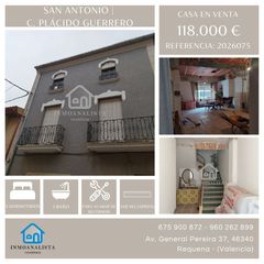 Haus  Calle de don placid guerrero. Casa amplia con patio, pendiente de terminar de reformar, en san