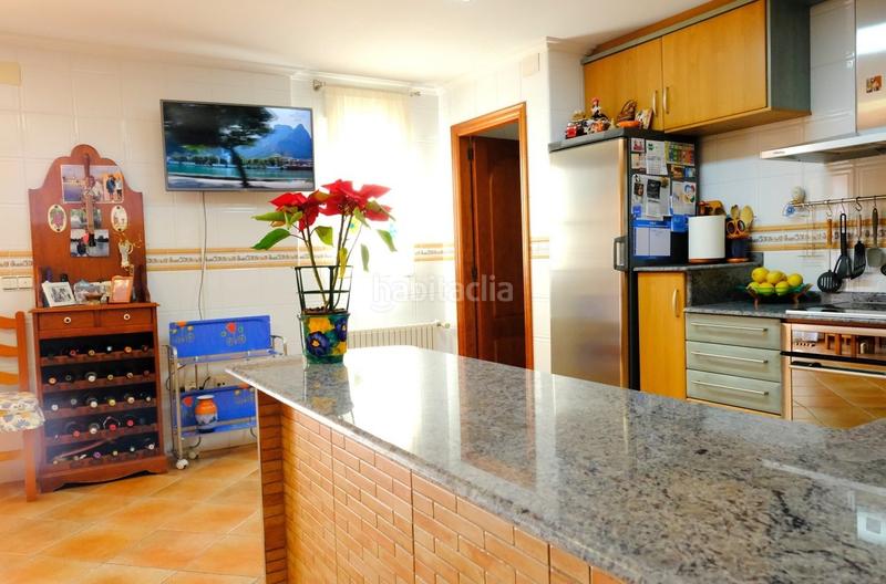 Foto b3966ba0-c7a0-4b1f-bbca-4c0c86491d68. Xalet amb calefacció aparcament piscina a Orihuela ciudad Orihuela