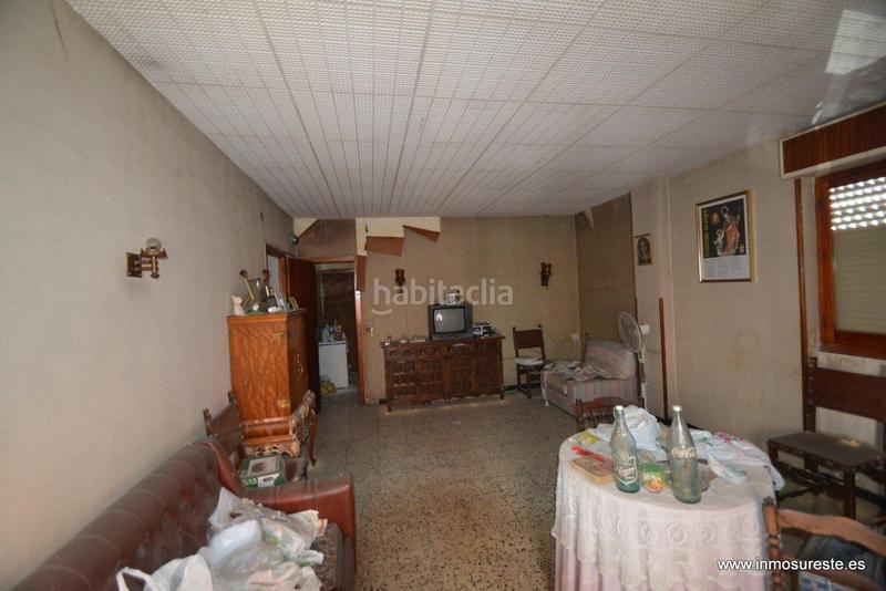 Foto 8054d8a6-ca5f-48cf-923b-6f26d7e59d72. Casa !! precio rebajado casa de dos plantas en el centro , zona cerca del ayuntamiento. en Bigastro
